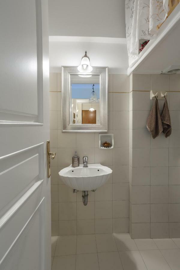 Athens Cozy Gem 2Br Apt - 200Mbps - 10 Min To Acropolis By Subway Atenas Exterior foto